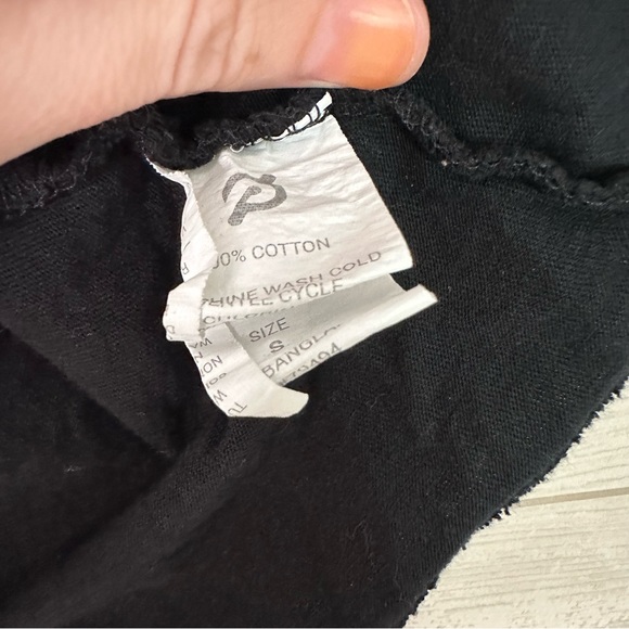 PELOTON Black Tee Small - Picture 6 of 7